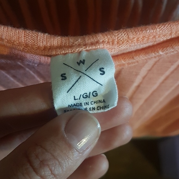 Tank top - Picture 2 of 2